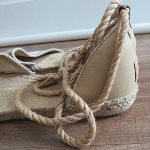 UGG Libbi Serape Leather Woven Espadrilles Flat Shoes in Beige Cream - Size US 8 - Picture 8 of 15